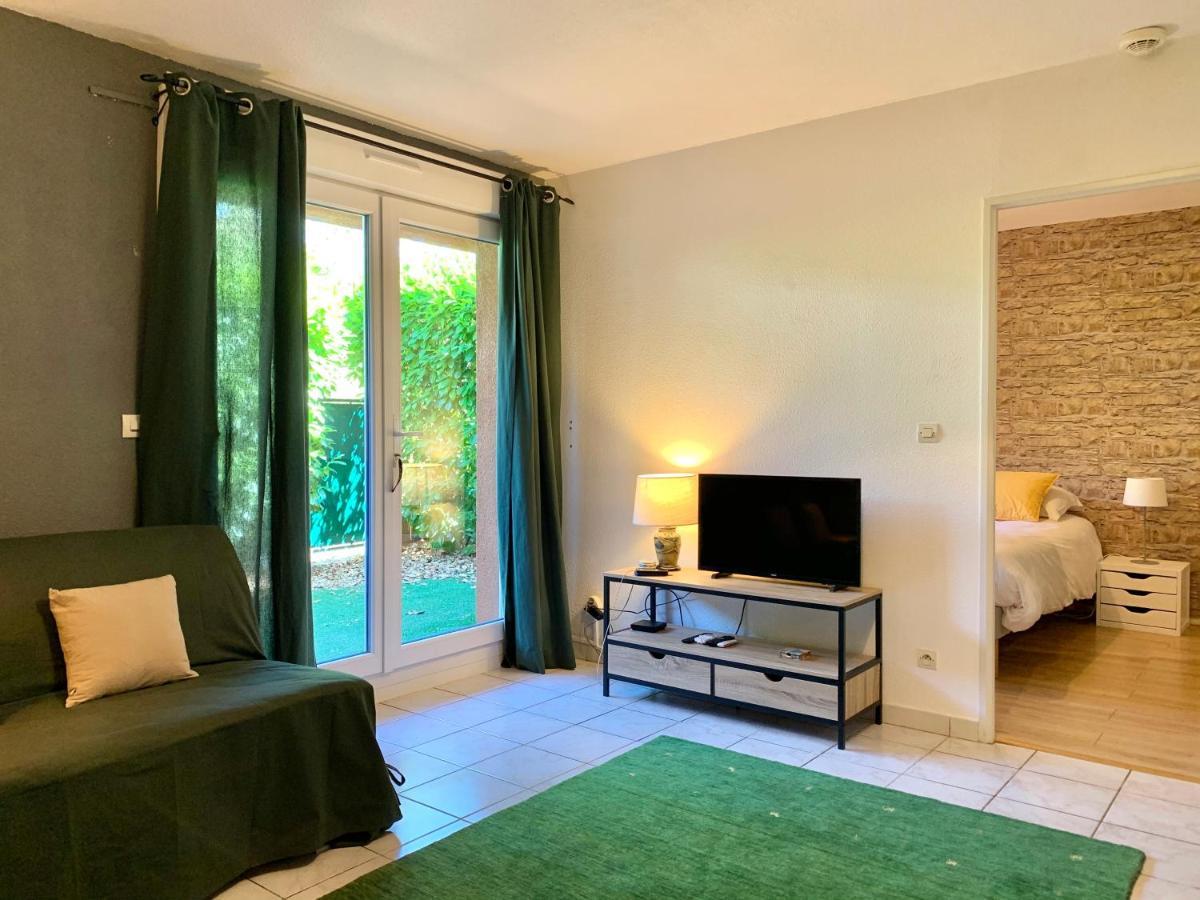 Blagnac : Appartement T2 Avec Jardin, Parking Et Climatisation Luaran gambar