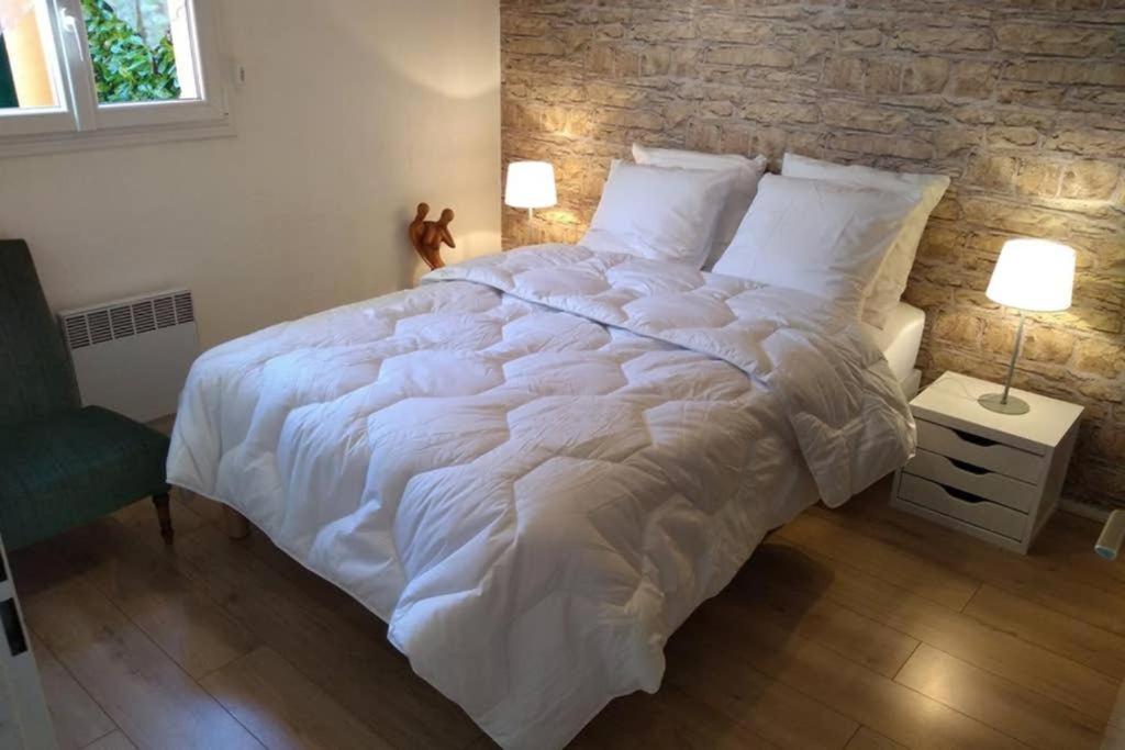 Blagnac : Appartement T2 Avec Jardin, Parking Et Climatisation Luaran gambar